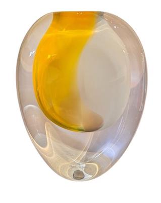 Eclipse Vase 19cm opaque white/yellow by Höglund Art Glass
